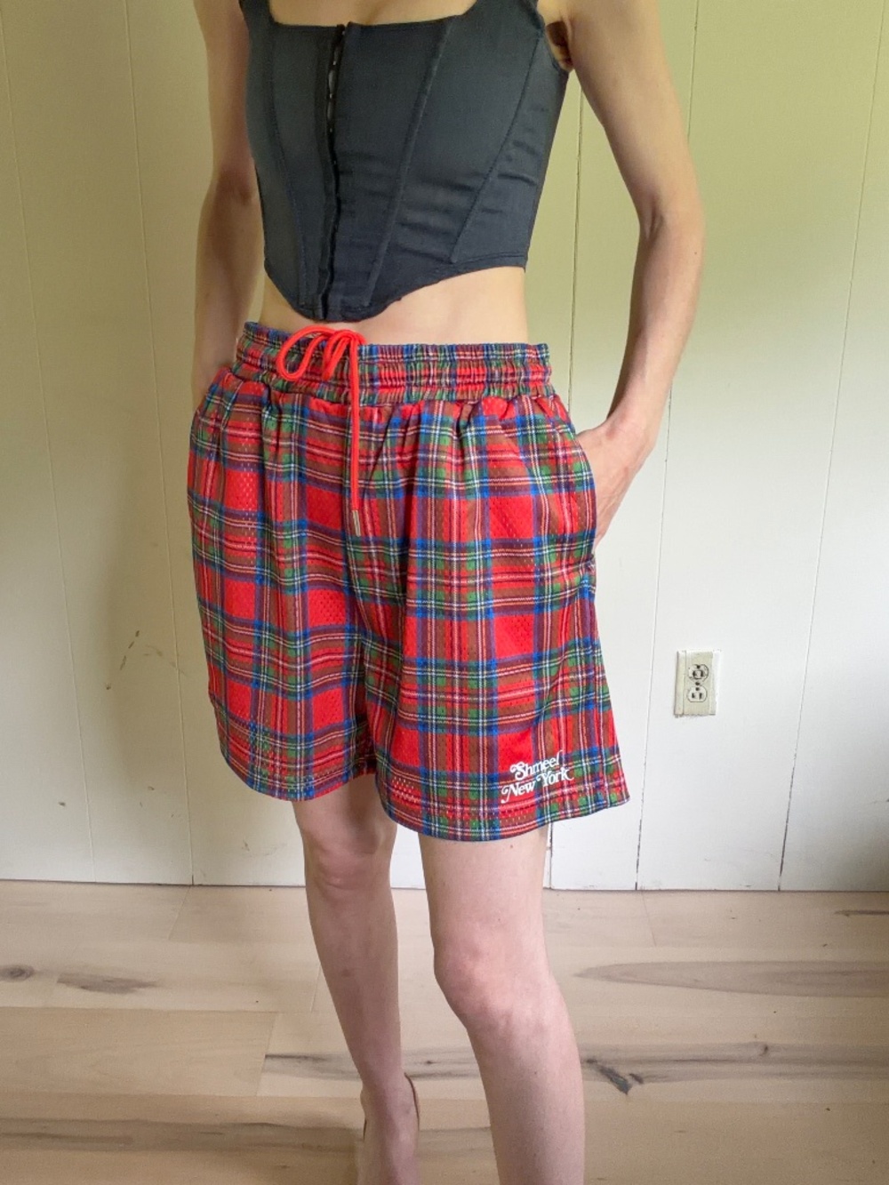 Red mesh drawstring tartan plaid shorts